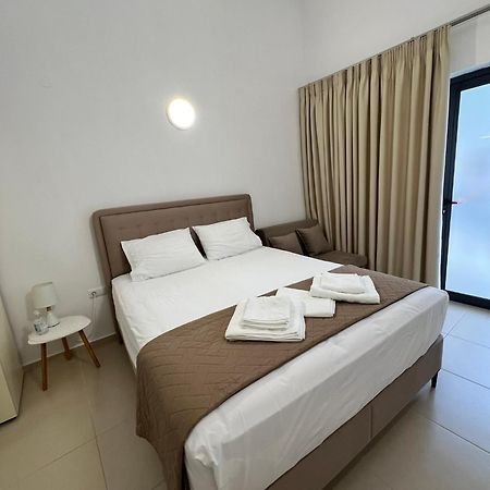 Sun'S Suites Аспровальта Экстерьер фото